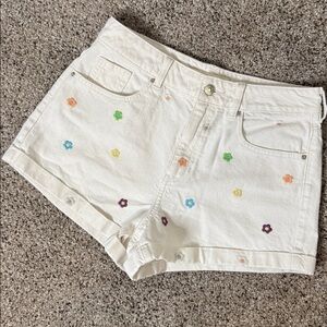 PacSun Eco Flower Power Mom Short White Denim with Flower Embroidery